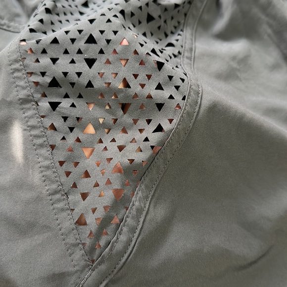 Xersion women shorts size XL - Picture 6 of 9